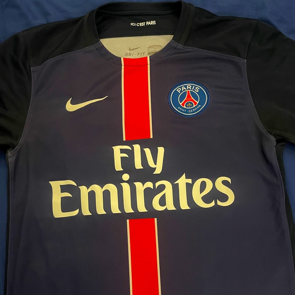 Nike PSG Jersey 2015/16 Size small.